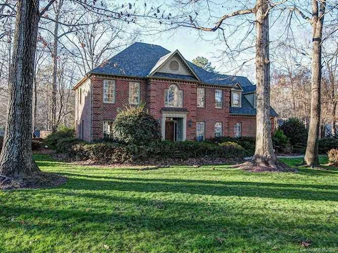 6528 Chestnut Grove Ln Charlotte, NC 28210