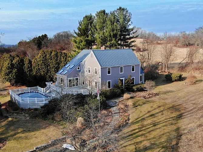 70 Blossom Lane Amherst, MA 01002