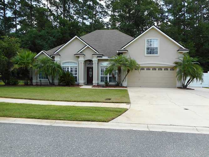 2095 Blue Heron Cove Dr Orange Park, FL 32003