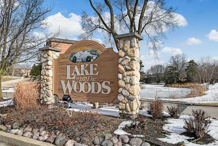 7930 Woodglen Ln #202 Downers Grove, IL 60516