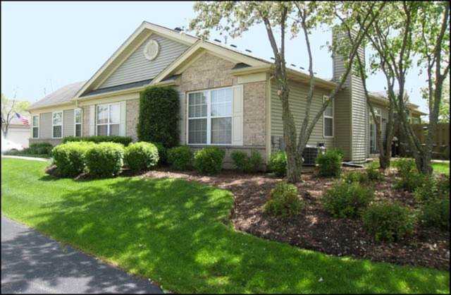 2116 Carillon Dr Grayslake, IL 60030