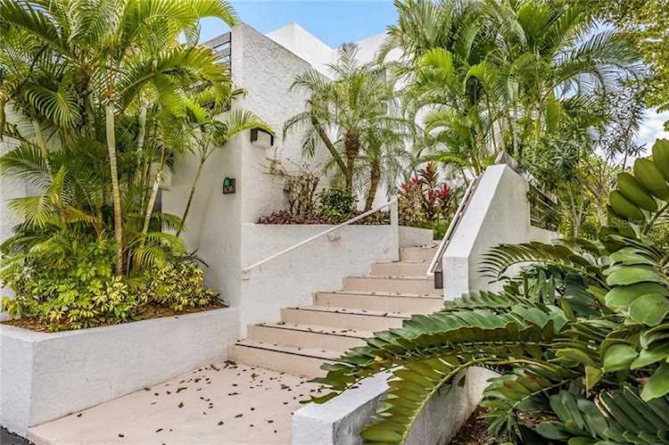 808 Bayport Way Longboat Key, FL 34228