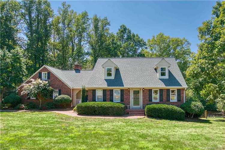 107 Canterbury Dr Kings Mountain, NC 28086