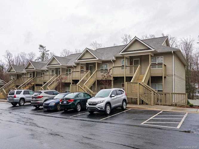 709 Carlyle Way Asheville, NC 28803