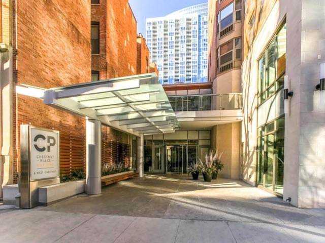 8 W Chestnut St #29H Chicago, IL 60610