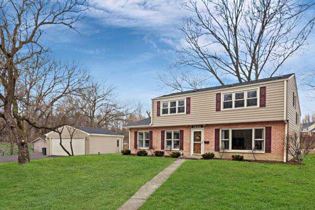 1228 Greenwood Dr Wheaton, IL 60189