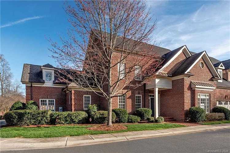 4921 Park Phillips Ct Charlotte, NC 28210