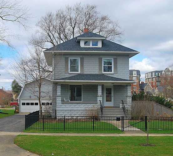 302 S Washington St Wheaton, IL 60187