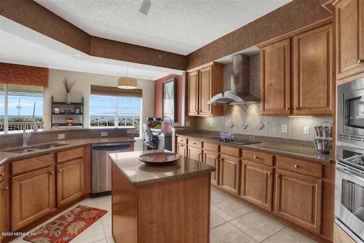 325 Ocean Grande Dr Ponte Vedra Beach, FL 32082