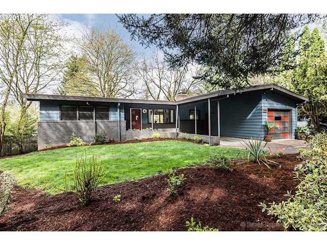 6302 SW Pallay Ct Portland, OR 97219