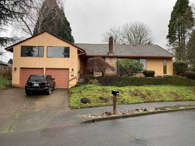 4485 NW Wallowa Ct Portland, OR 97229