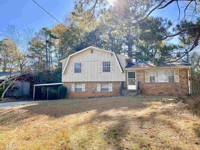1001 Pinecrest Dr Forest Park, GA 30297