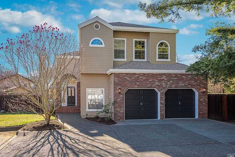 2723 Summerfield Road Santa Rosa, CA 95405