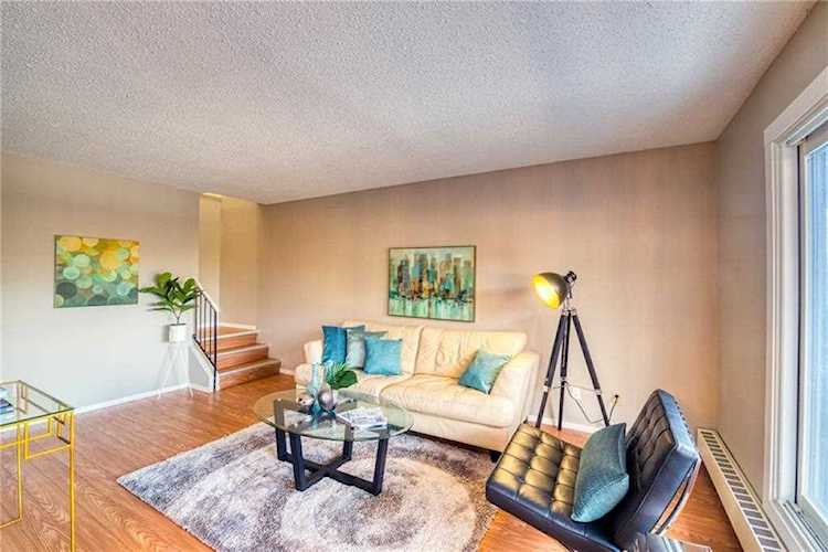 3519 49 Street NW #72 Calgary, AB T3A 2C7