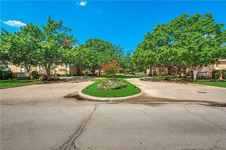 16301 Ledgemont Lane #287 Addison, TX 75001