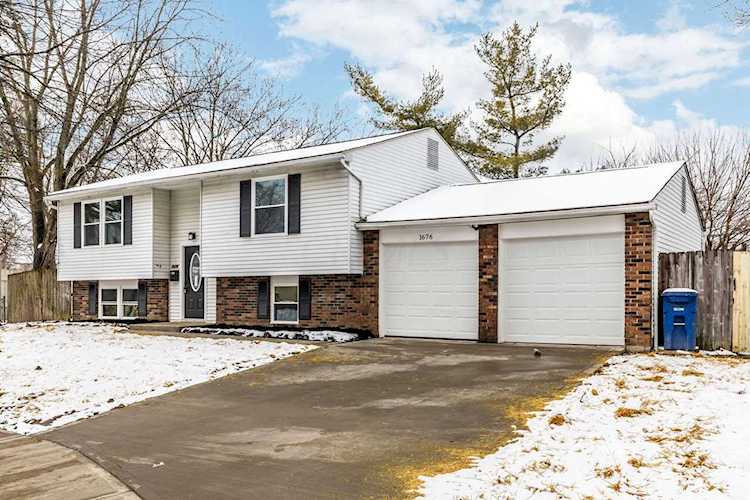 1676 Americana Court Columbus, OH 43229 | MLS 220004470 Photo 1