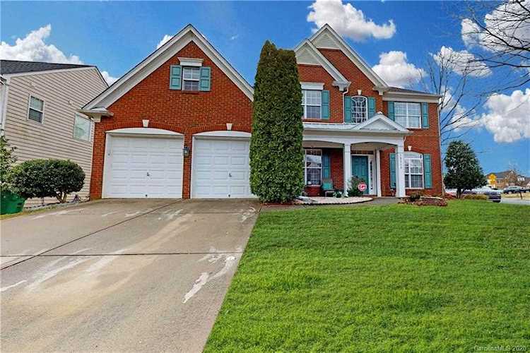 10319 Olde Ivy Way Charlotte, NC 28262