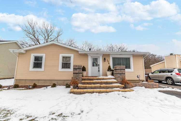 1914 Julie St Woodstock, IL 60098