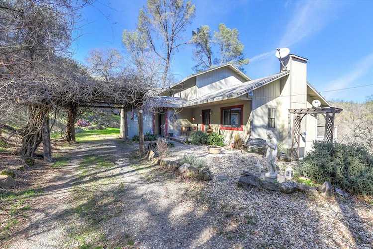 2356 Stagecoach Canyon Road Pope Valley, CA 94567