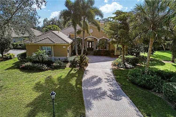 7210 Chatsworth Court University Park, FL 34201