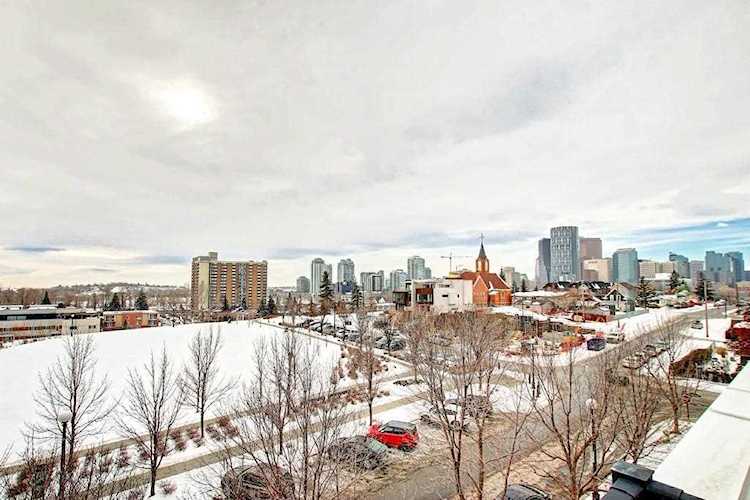 880 Centre Avenue NE #401 Calgary, AB T2E 9C8