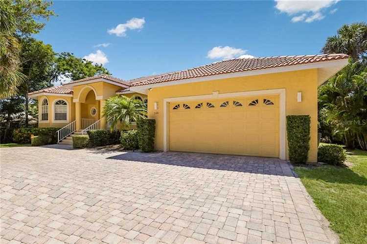 5120 Windward Avenue Sarasota, FL 34242
