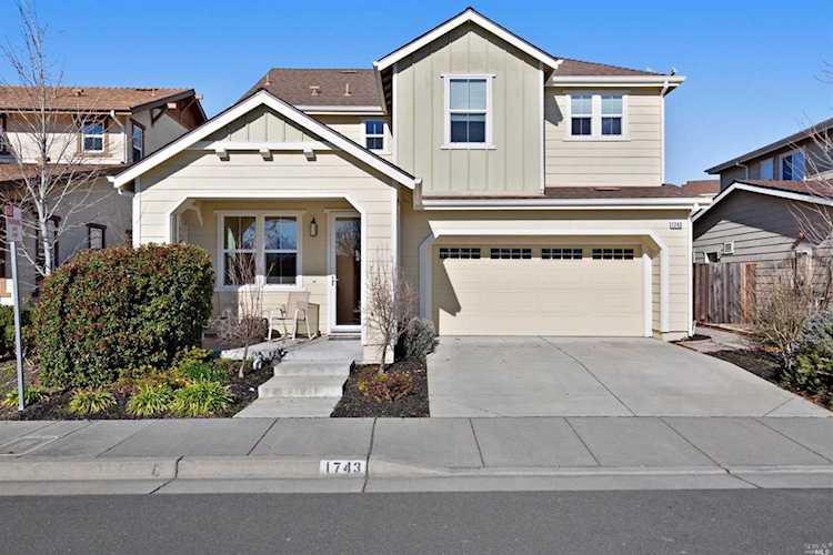 1743 Chinar Drive Petaluma, CA 94954