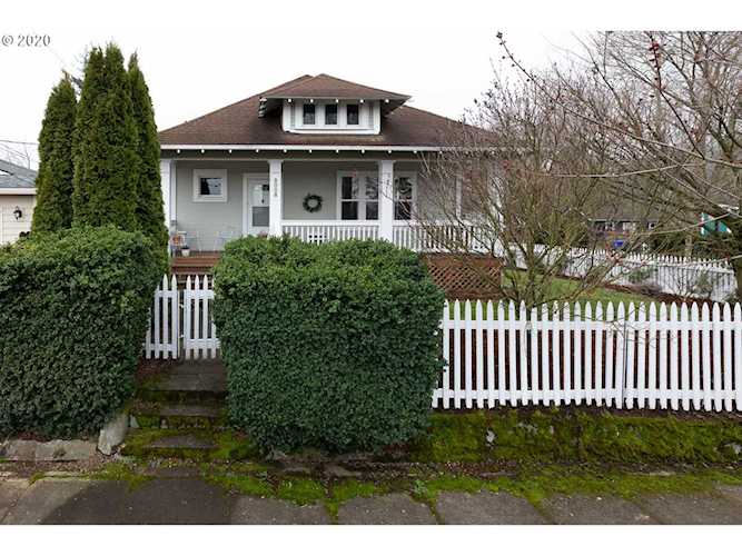8008 SE Alder St Portland, OR 97215