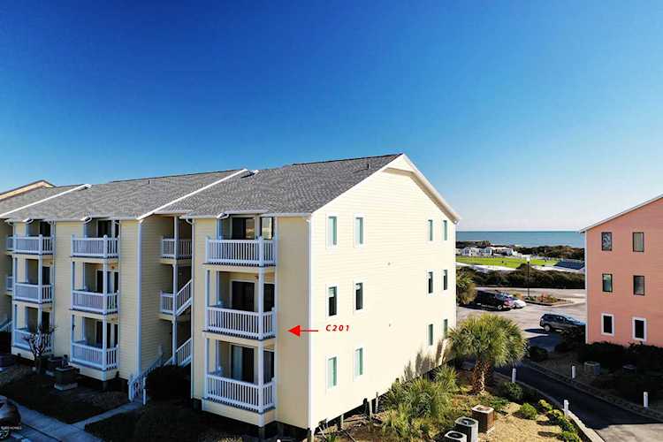 9201 Coast Guard Road Emerald Isle, NC 28594
