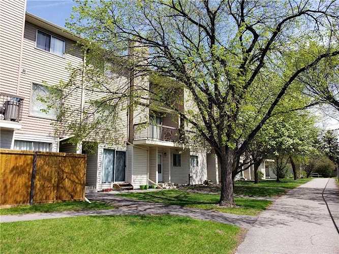 2519 38 Street NE #96 Calgary, AB T1Y 4W8