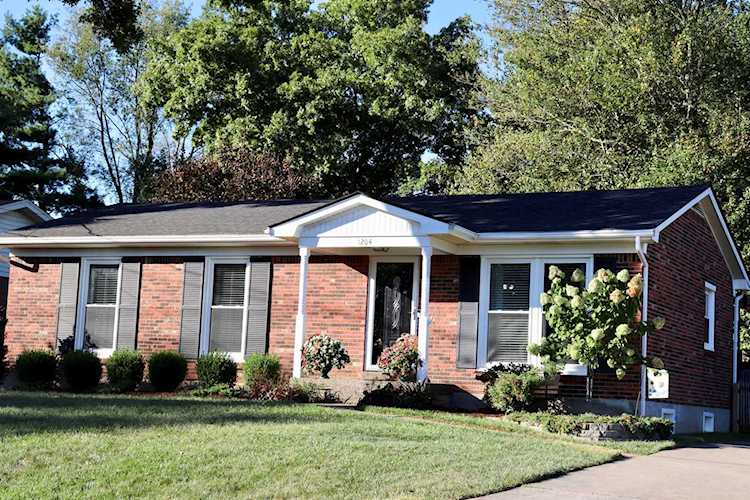 1204 Meadowridge Trail Goshen, KY 40026 | MLS 1545339 Photo 1