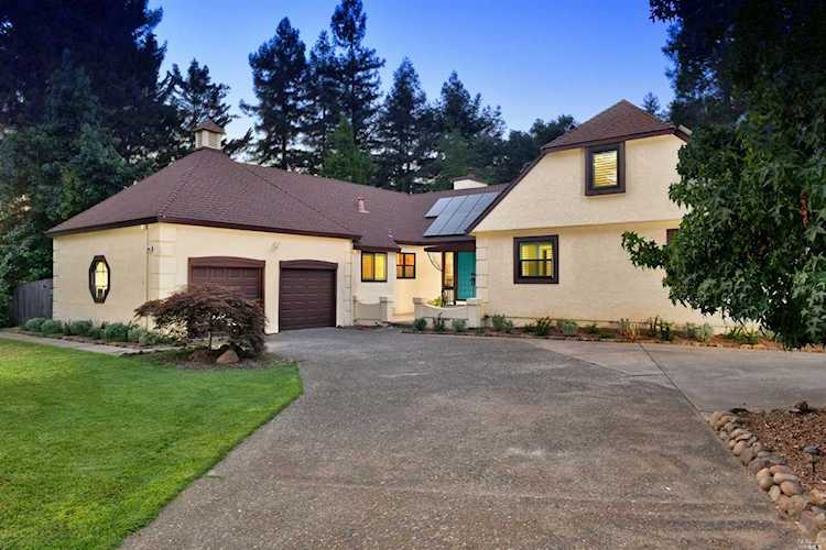 2605 Knob Hill Drive Santa Rosa, CA 95404