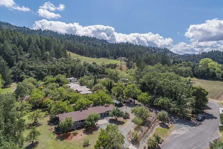 4395 Scott Way Calistoga, CA 94515