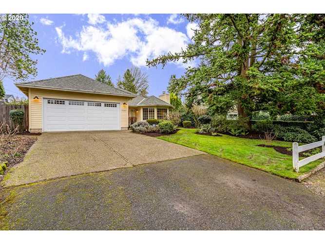 5204 SW 65th Ave Portland, OR 97221