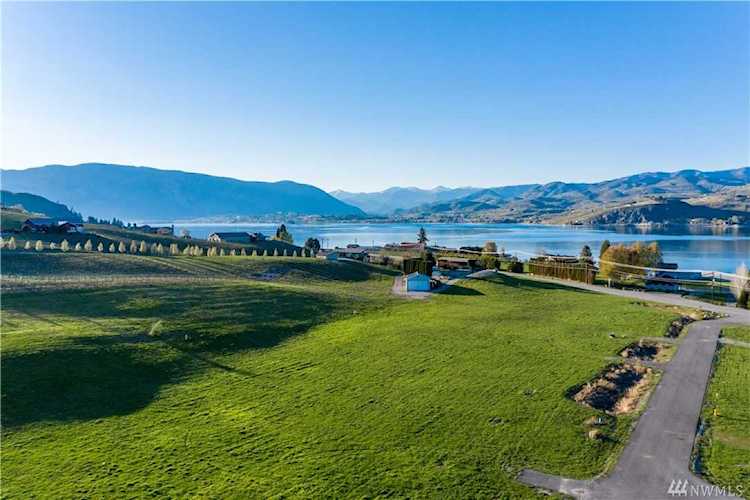 333 S Lakeshore Rd Chelan, WA 98816