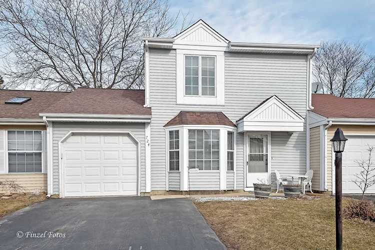 724 Brittany Ln Island Lake, IL 60042