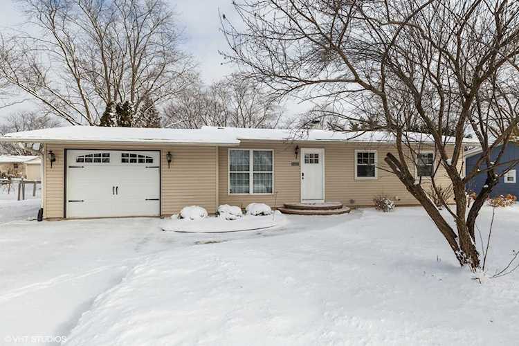 10610 Phillip Dr Huntley, IL 60142