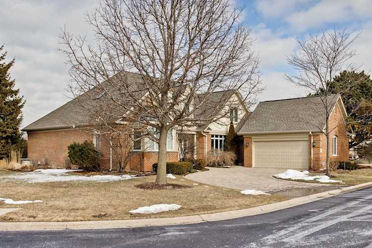 2568 Chedworth Ct Northbrook, IL 60062