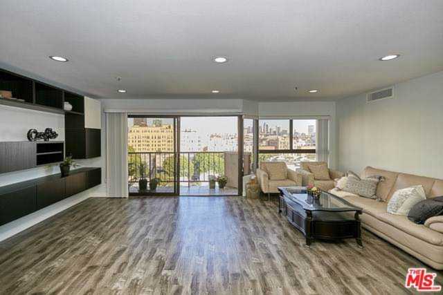 727 S Ardmore Avenue #704 Los Angeles, CA 90005