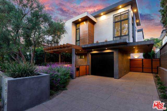 9019 Elevado West Hollywood, CA 90069
