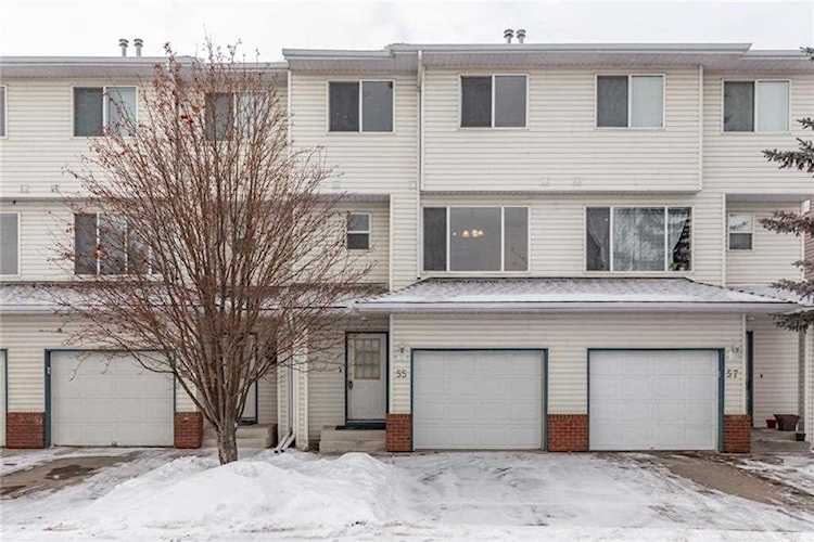 55 Harvest Oak Circle NE Calgary, AB T3K 4S6