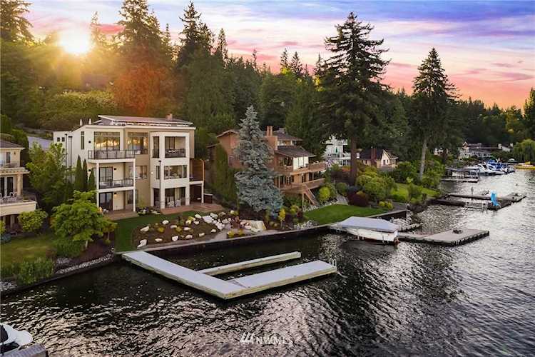 6922 96th Ave SE Mercer Island, WA 98040