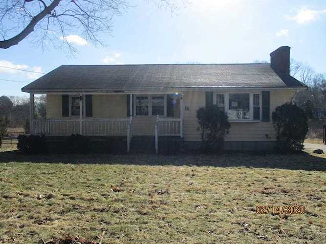 37 Paulette Ln Attleboro, MA 02703