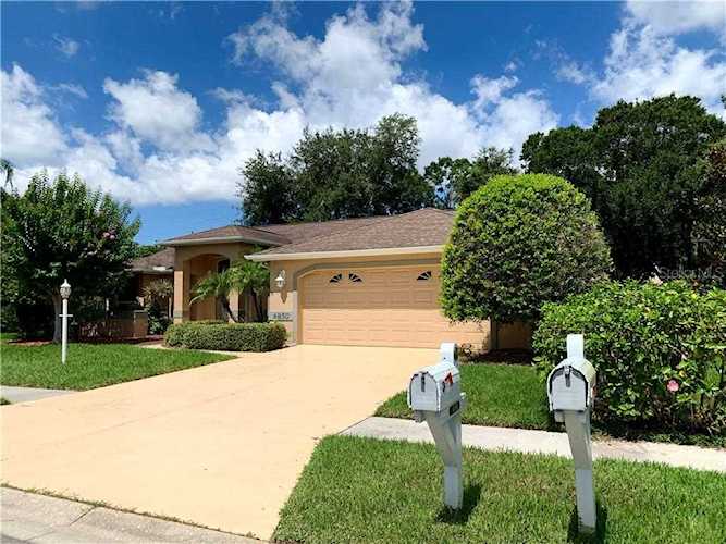 4850 W Wilde Pointe Drive Sarasota, FL 34233