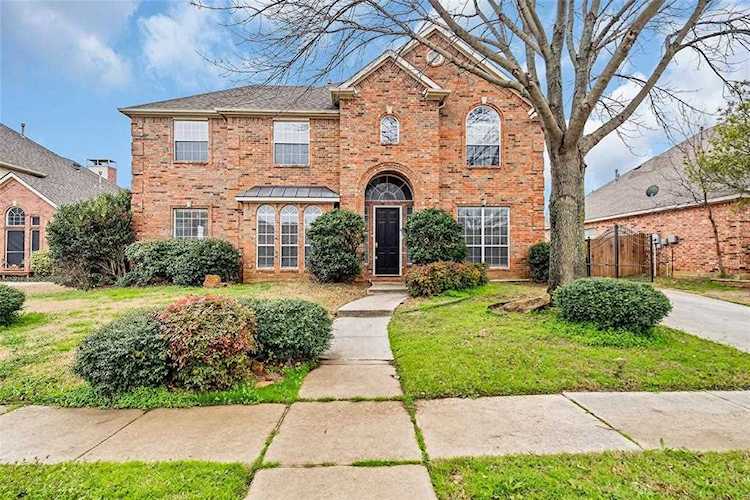 1216 Clark Springs Drive Keller, TX 76248