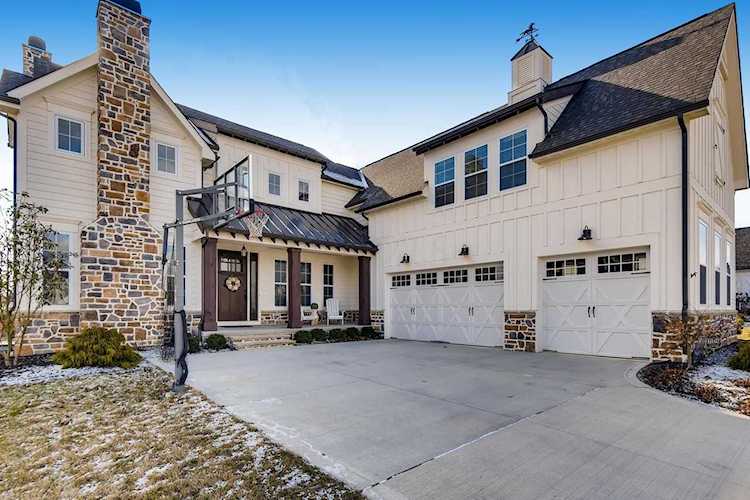 1505 Guilford Road Delaware, OH 43015