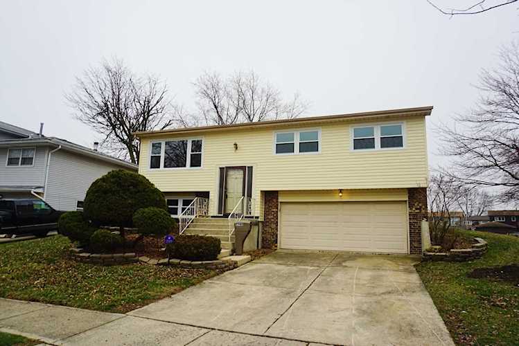 7745 Nottingham Dr Tinley Park, IL 60477