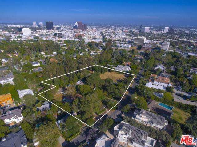 406 S Saltair Avenue Los Angeles, CA 90049