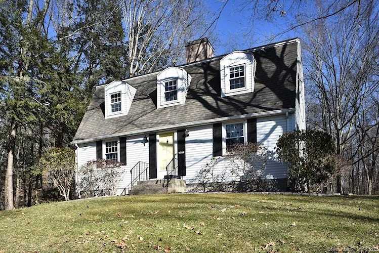 1086 Sperry Road Cheshire, CT 06410