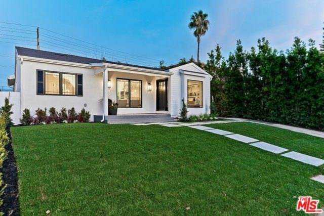 8042 Alverstone Avenue Los Angeles, CA 90045 | MLS 20553130 Photo 1